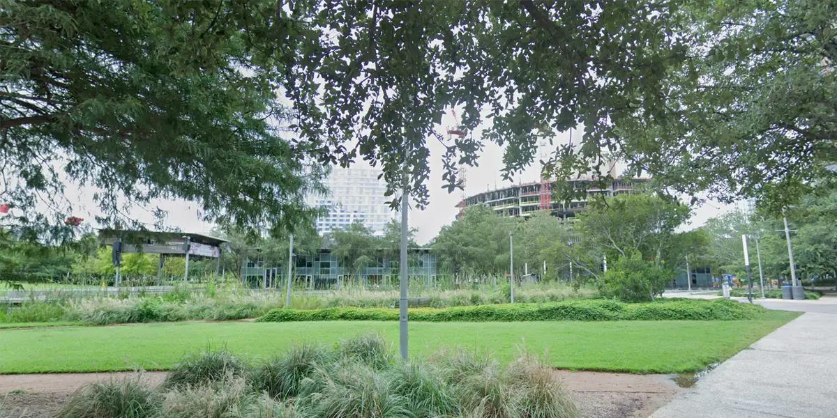 Houston’s Discovery Green: The Ultimate Urban Oasis for Art, Events, and Community. 