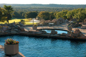 Horseshoe Bay Caprock Pool