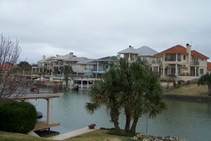 Houses in Horseshoe Bay