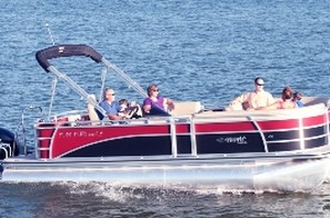 Suntex pontoon boat rentals on Canyon Lake